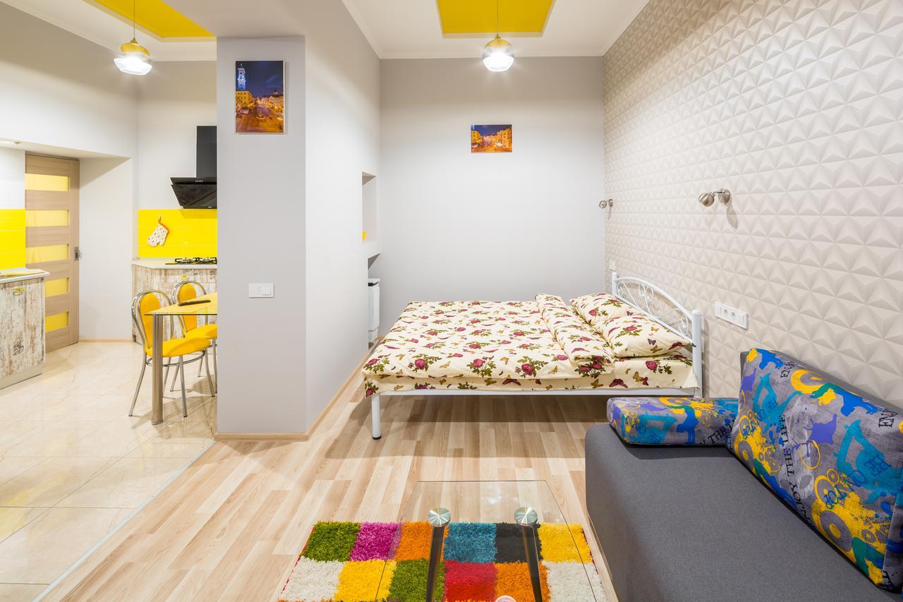 Apartment On Pekarska Street Зі Світлом! ลวีฟ ภายนอก รูปภาพ