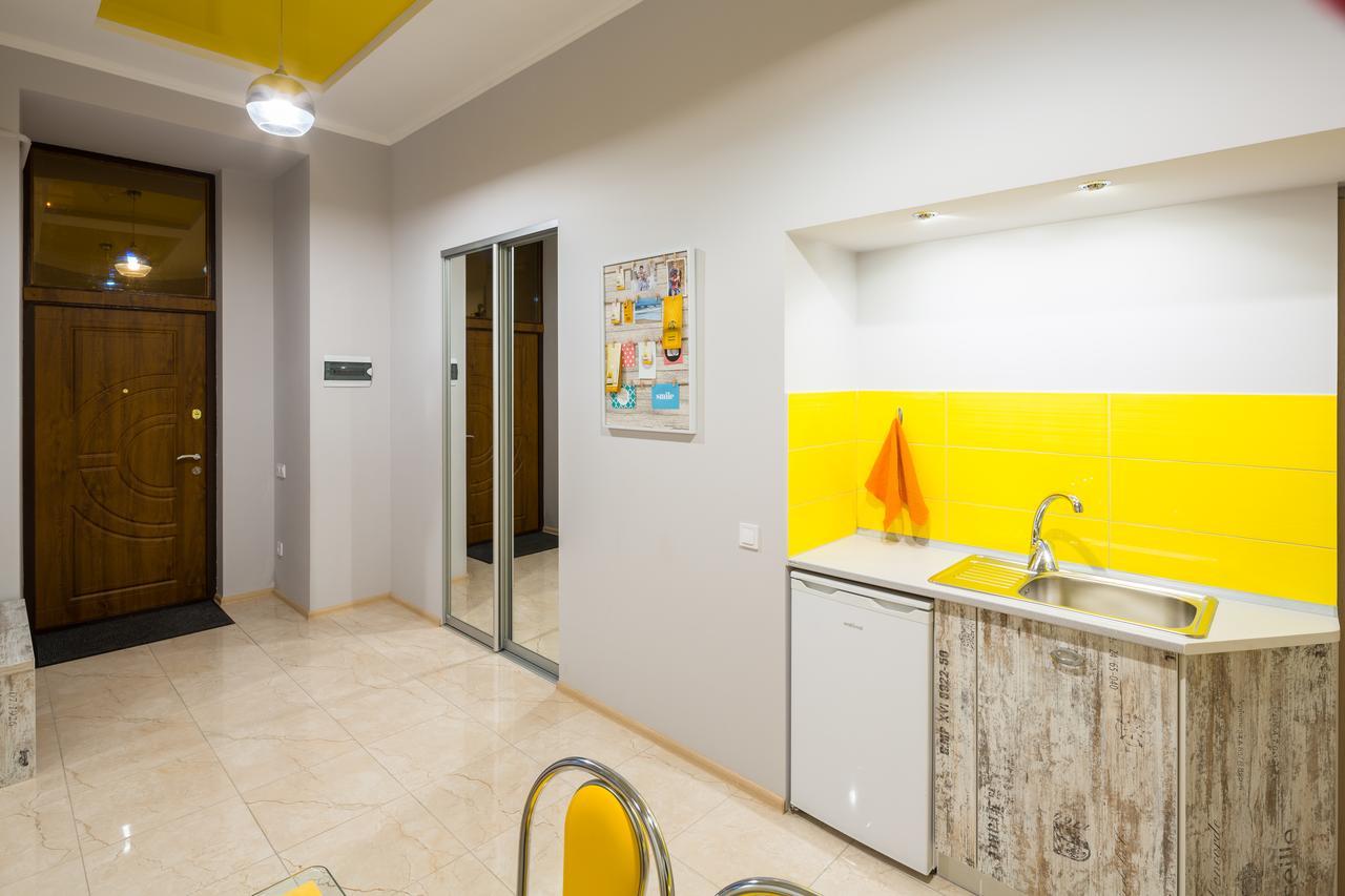 Apartment On Pekarska Street Зі Світлом! ลวีฟ ภายนอก รูปภาพ
